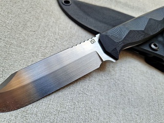 MINI SPECJALS czarne g10
